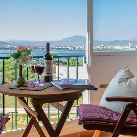 Floor Gulf View Apartment